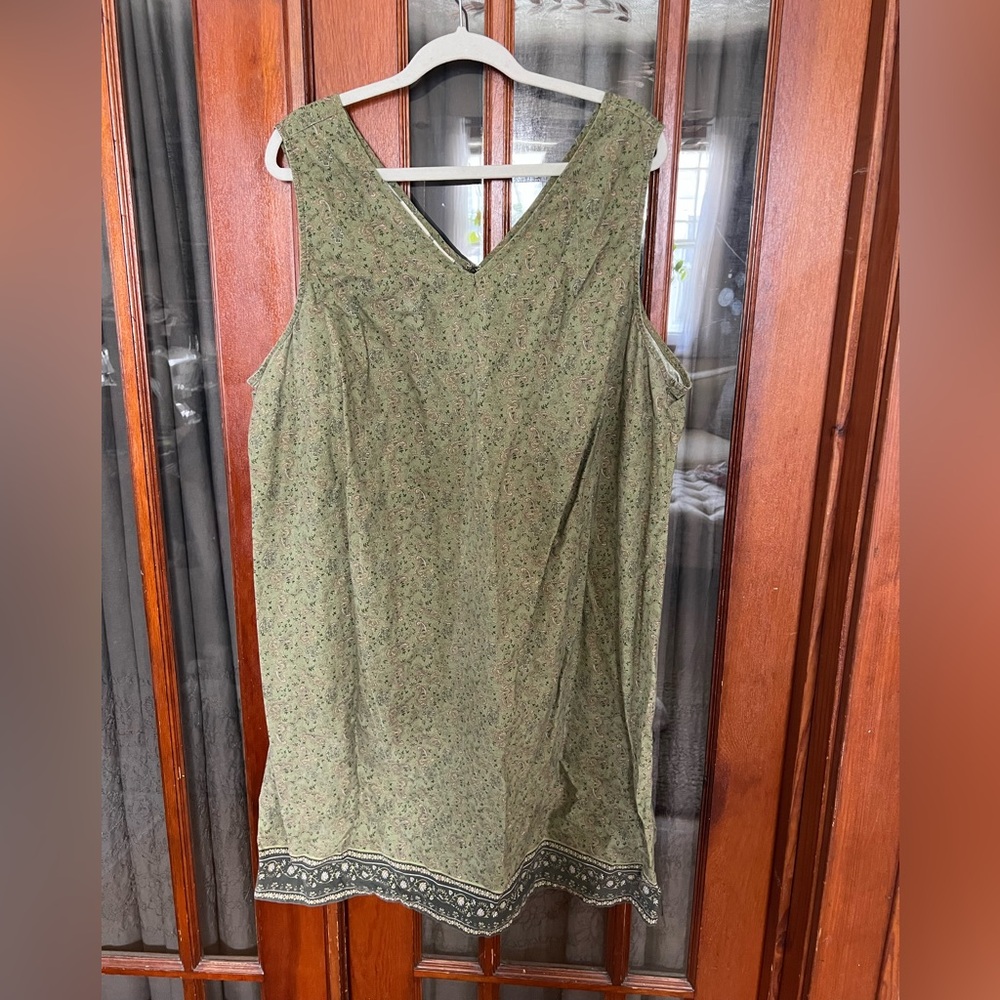 Simple Summer Green Floral Sleeveless Midi Dress